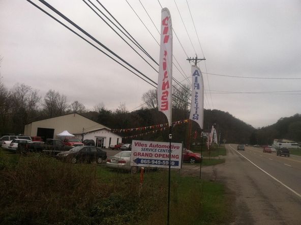 2644 Clinton Hwy, Powell, TN 37849